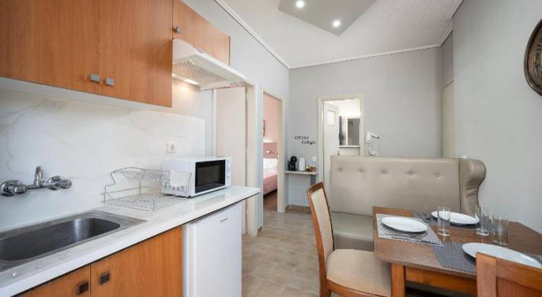 Rental apartment with 2 rooms for 4 persons — photo 5