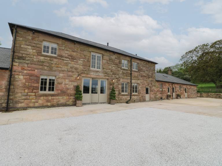 Rowan Cottage Fold Yards