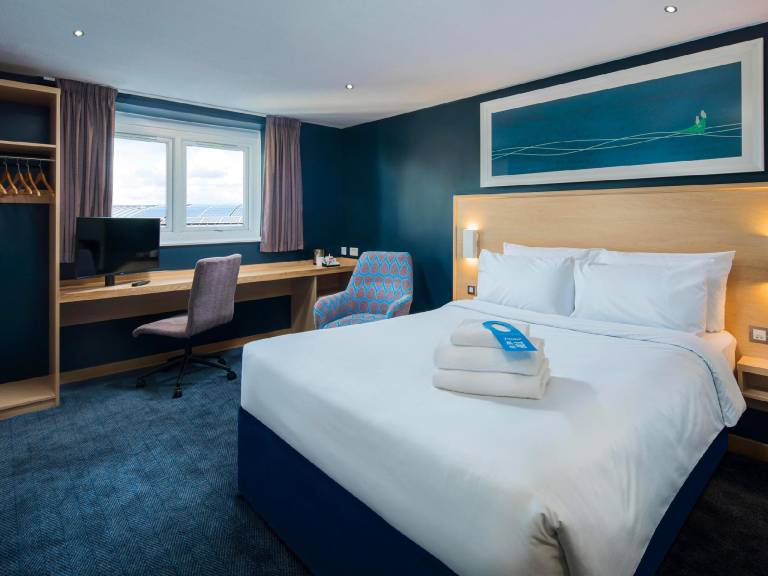 Travelodge Swindon Central — photo 5