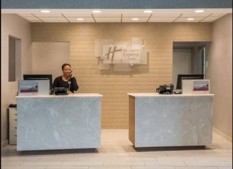 Holiday Inn Express And Suites Norwood Boston Area By IHG