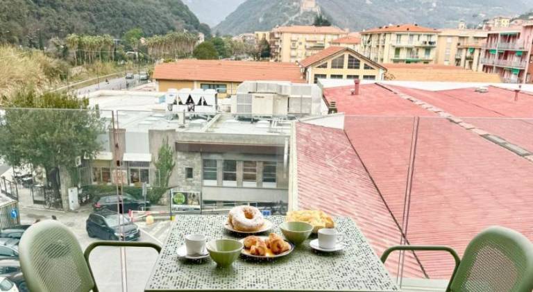 Rental apartment with 1 room for 4 persons in Finale Ligure