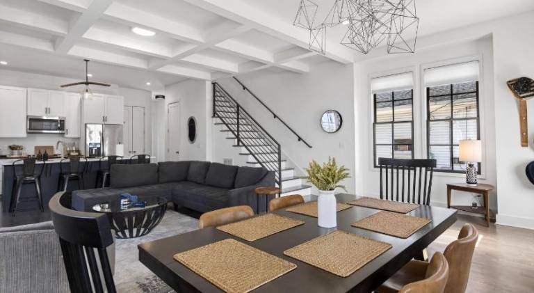 Charming vacation home | Pets allowed — photo 4