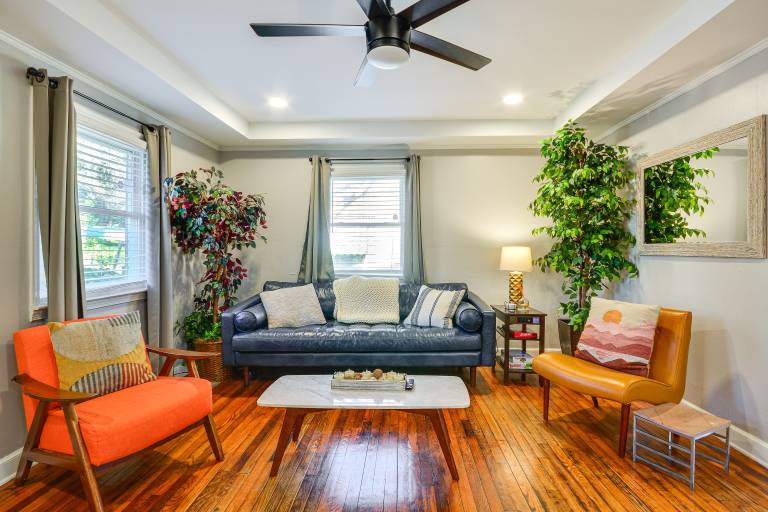 Vibrant Home 2 Mi to Dtwn & Wake Forest University — photo 5