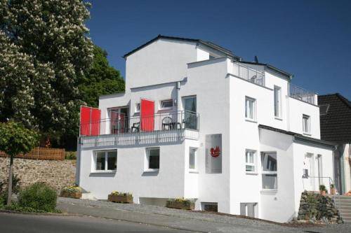 Bed & Breakfast  Linz am Rhein