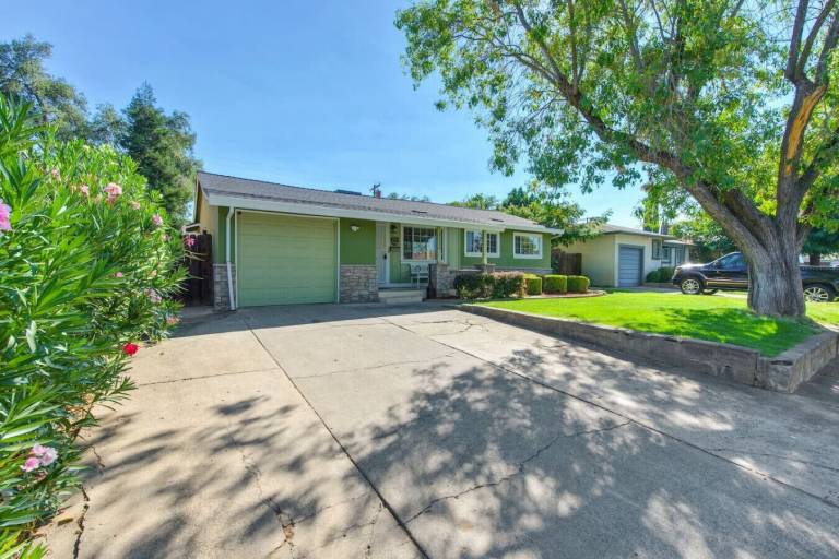 House  Swanston Estates