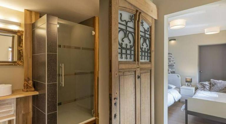 House with 5 rooms for 12 persons — photo 2