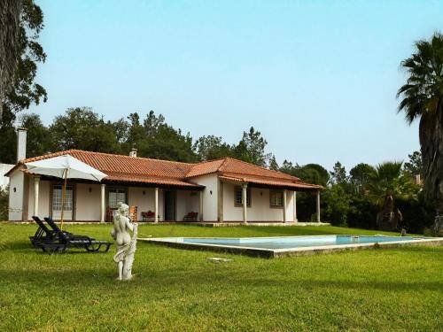 290 m² Villa