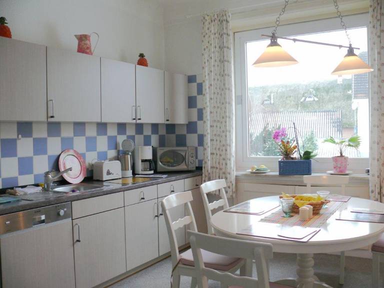 Apartment with 2 rooms for 5 persons — photo 3