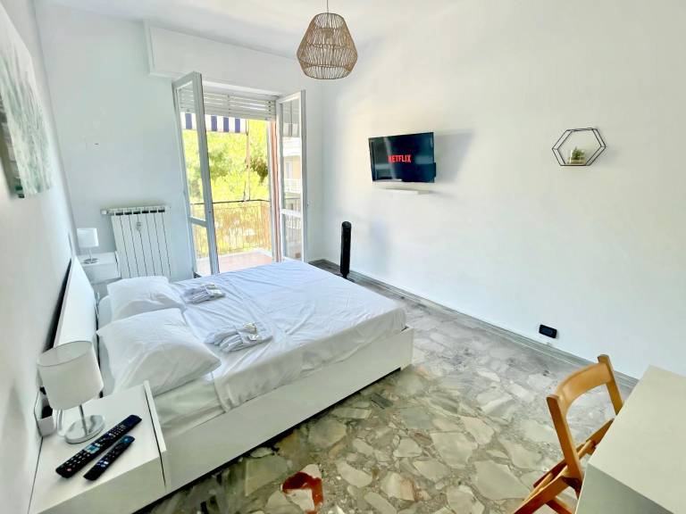 House of Sun, beach 400m free parking, Albenga — photo 2