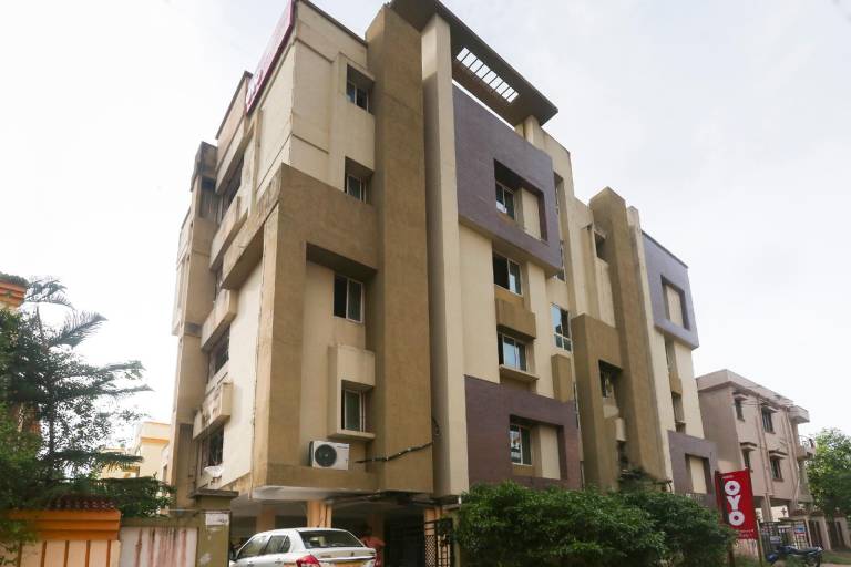 Super Hotel O Avigna Residency
