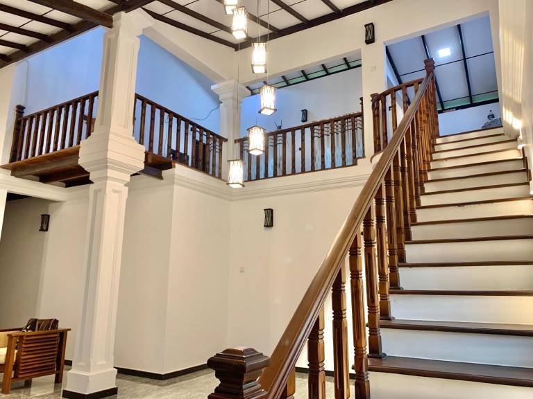 House with garden, barbeque & jacuzzi in Hikkaduwa