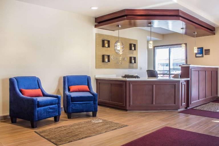 Comfort Inn Flagstaff Lucky Lane I-40 — photo 3