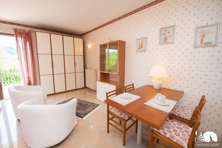 Family-oriented pleasant rental apartment with patio | Lake view | Pets are welcome — photo 3