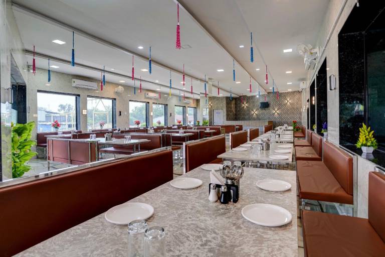 Neelkanth Hotel And Restaurant in Vadodara
