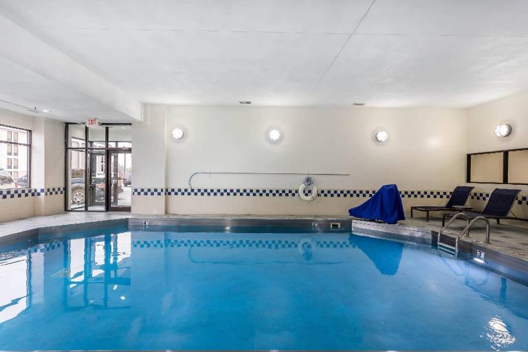 Comfort Inn SW Omaha I-80 — photo 2
