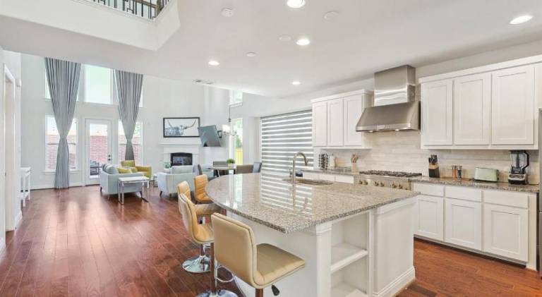 House with 6 rooms for 13 persons — photo 3