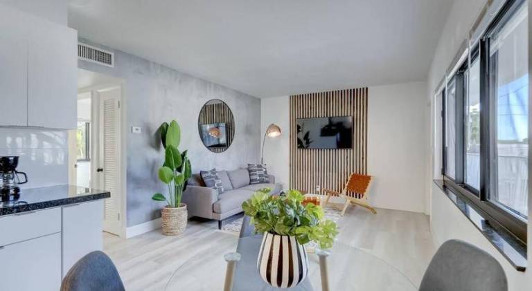 Wonderful rental apartment with pool | Dogs allowed — photo 3