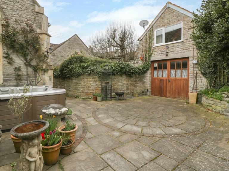 Cottage  Barton Saint David
