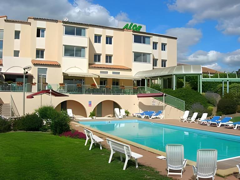 Logis Hotel Restaurant Aloe in Les Herbiers
