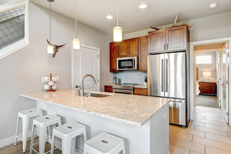 Vacation home with hot tub, terrace & barbecue | Mountain view | Suitable for remote work — photo 2