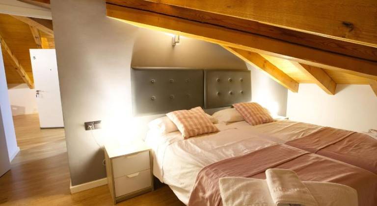 Apartment with 2 rooms for 5 persons in Cuenca