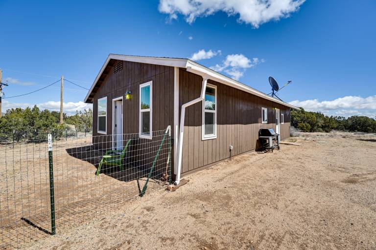 Kingman Vacation Rental w/ Private Yard & Fire Pit — photo 3