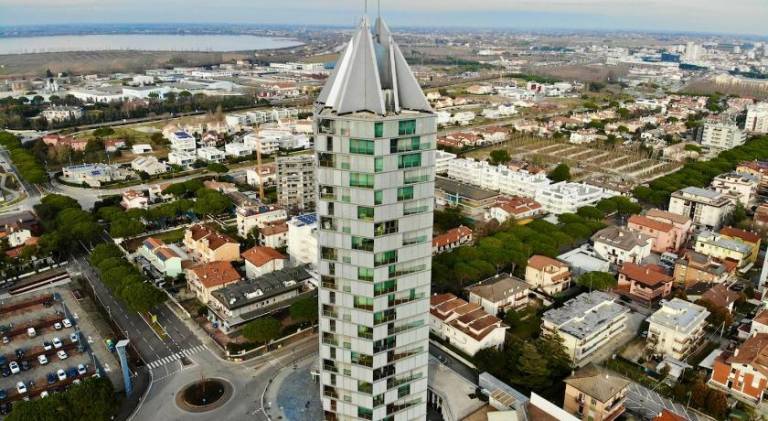 Wonderful serviced apartment with pool & patio | Beach nearby | Pets are welcome in Jesolo