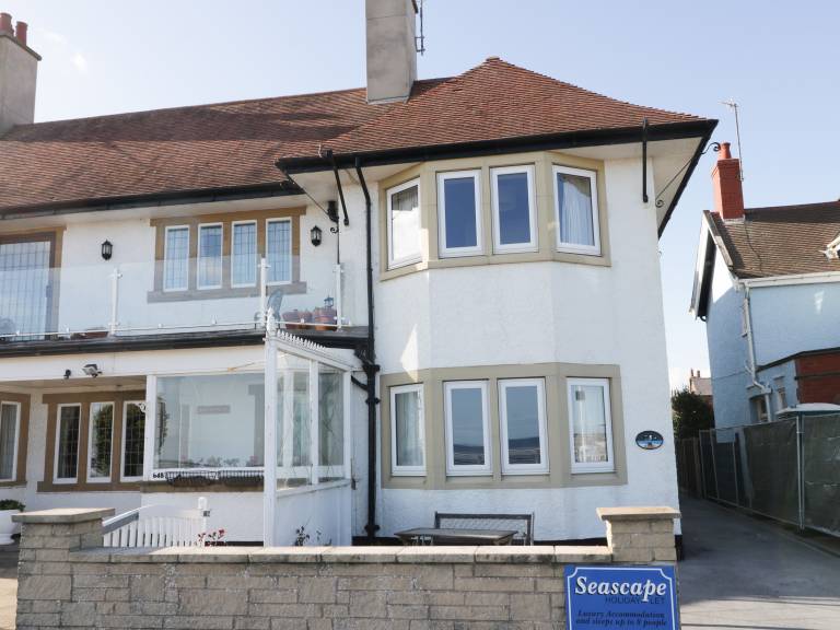 Child-friendly cottage with yard | Beach view | Pets allowed in Bridlington