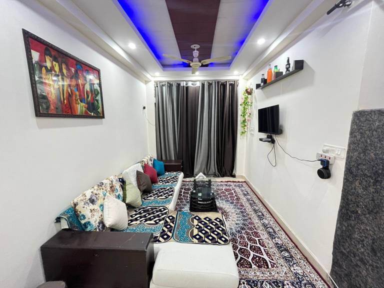 Airport, 1 BHK, Wifii fully private, cozy, Netflix in New Delhi