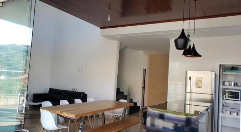 Vacation home with pool | Pets are welcome — photo 3