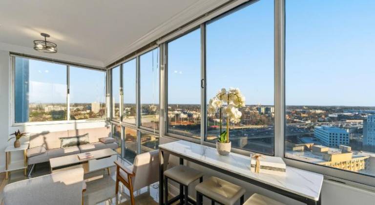 The ATL Sky Suite 3BR Downtown Penthouse — photo 4