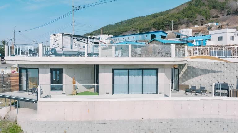 Namhae Staydan Pool Villa
