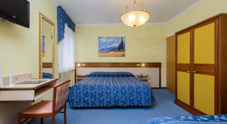 Bes Hotel Papa San Pellegrino Terme — photo 2