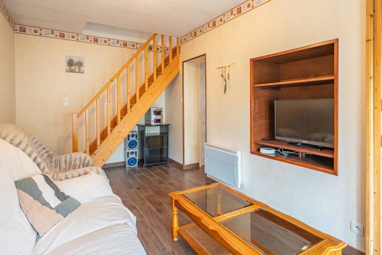 Fully equipped vacation home with fast internet & terrace | Dogs allowed — photo 3