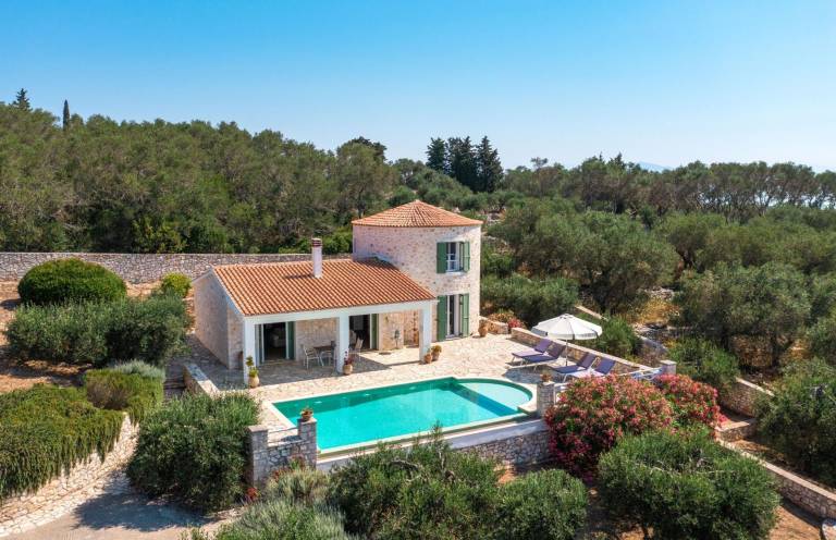 Villa Paxos