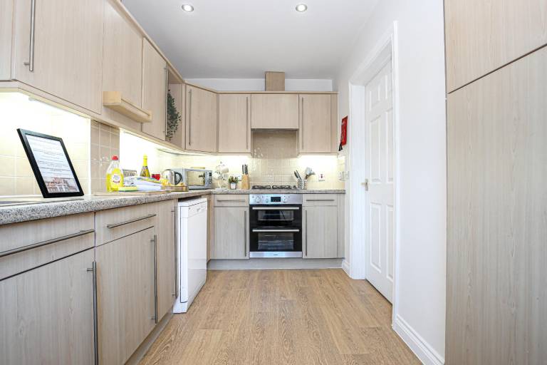 Hunsbury House by Yoko Property — photo 5