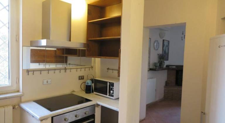 Lovely vacation home with terrace, BBQ & pool | Perfect for remote work | Pet-friendly — photo 3