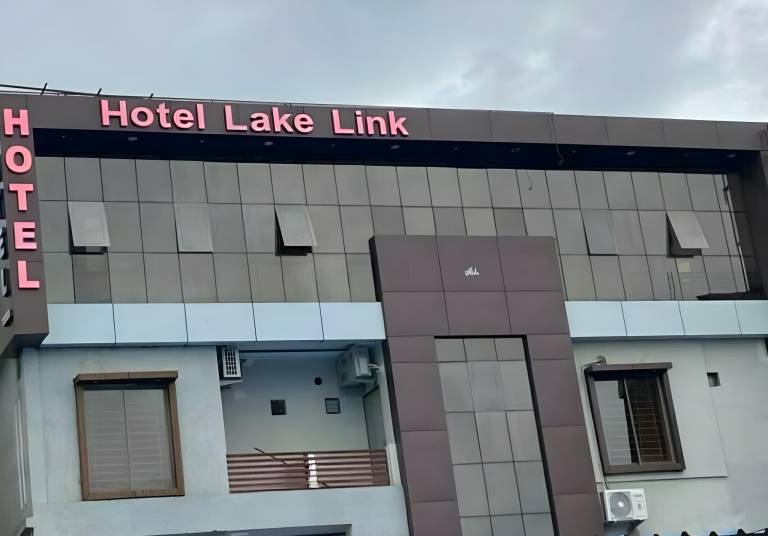 Hotel O Lake Link