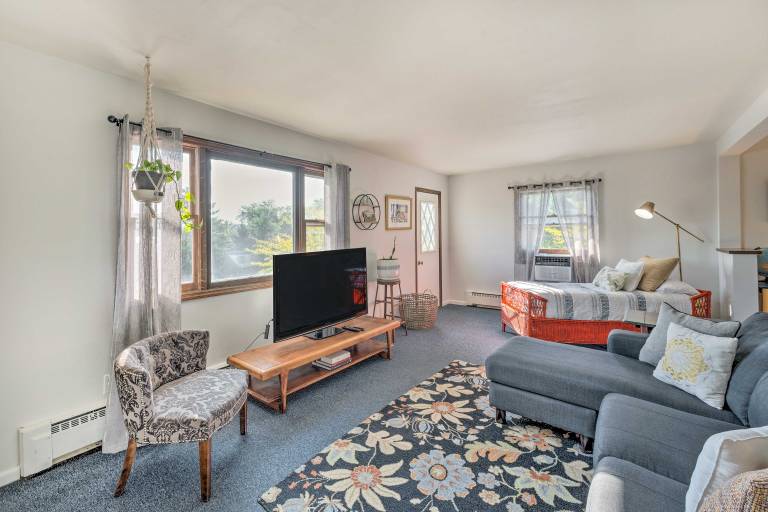 Williams Bay Getaway w Geneva Lake Views