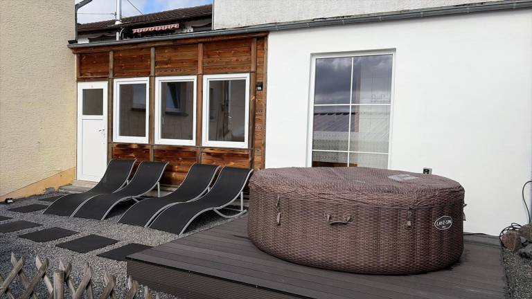 House with terrace, garden & fast internet | Mountain view — photo 2