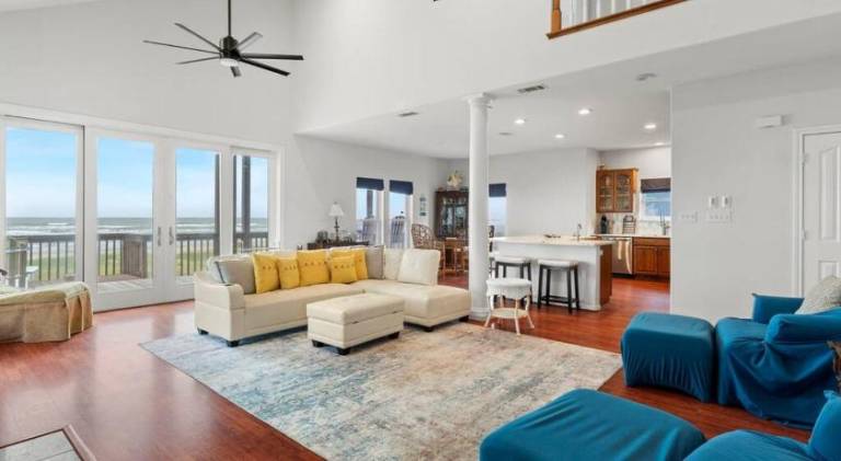 House | Beach nearby | Pet-friendly — photo 3
