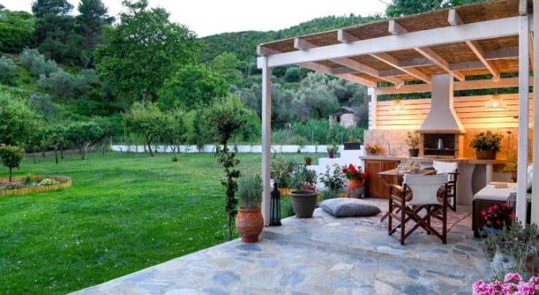 House with garden, grill & terrace — photo 2