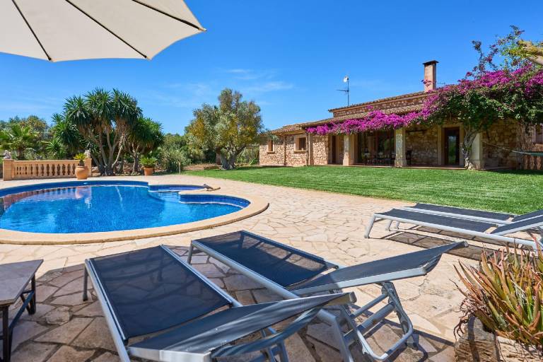 Finca Ailen mit eigenem Pool ruhige Lage