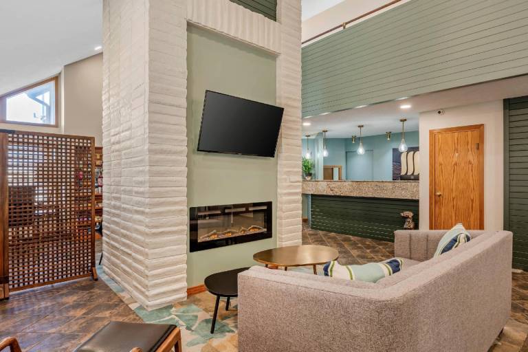 MainStay Suites Springfield South - Battlefield Rd — photo 2