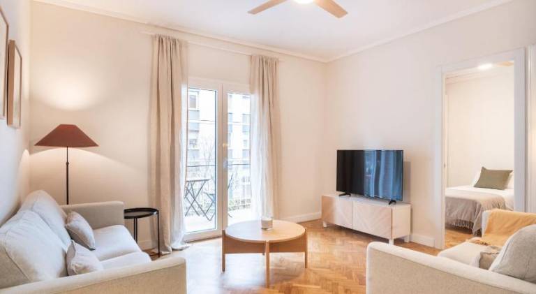 Warmth and comfort in the sought-after Eixample in Barcelona