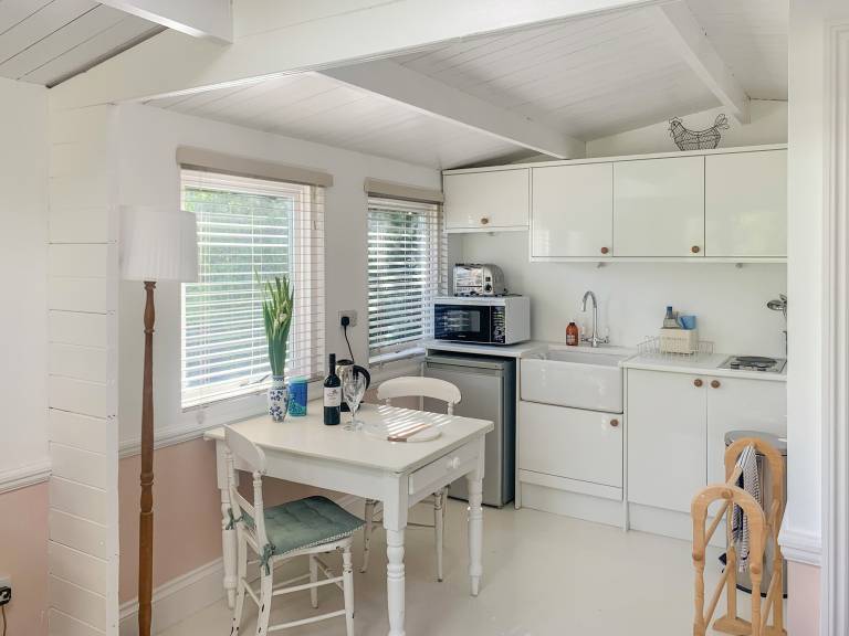 Family-friendly wonderful cottage with yard & barbeque | Pets allowed — photo 5
