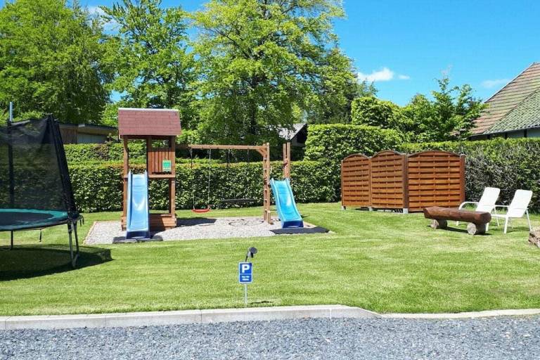 Vacation home with garden, barbeque & terrace — photo 5