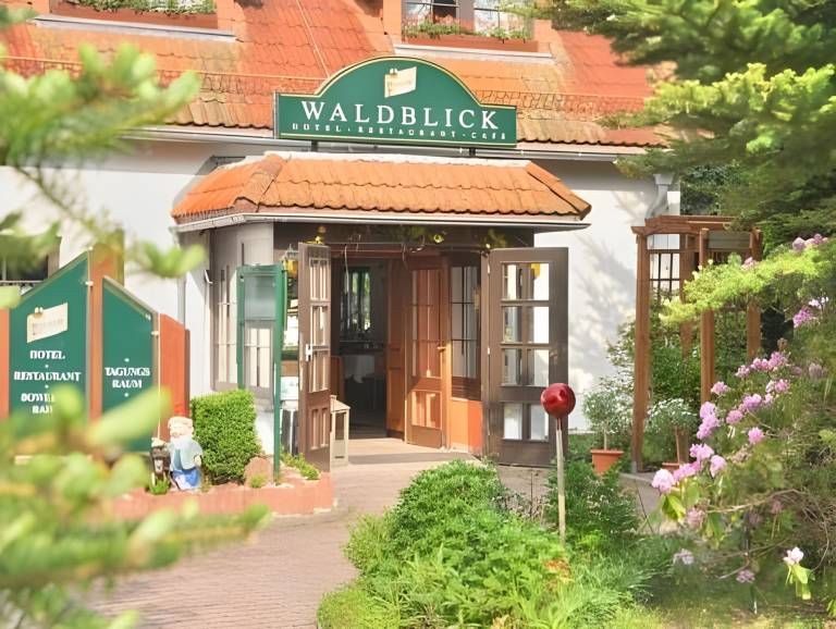 Hotel & Restaurant Waldblick