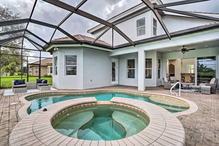 Luxury Naples Home w Private Pool & Hot Tub
