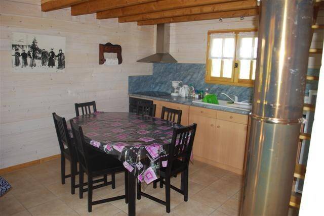 Chalet with garden & barbeque | River view — photo 3